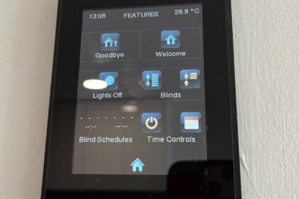 0784677893cf2fe0af4c4e0bdb88e990 - 27