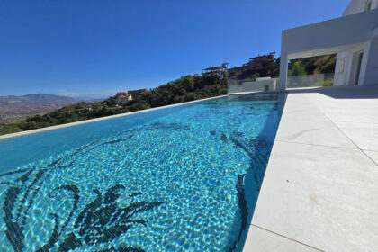 07ab75fa7d7c2ce498afe1c12ef4ca73 - 12