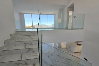 07ab75fa7d7c2ce498afe1c12ef4ca73 - 14