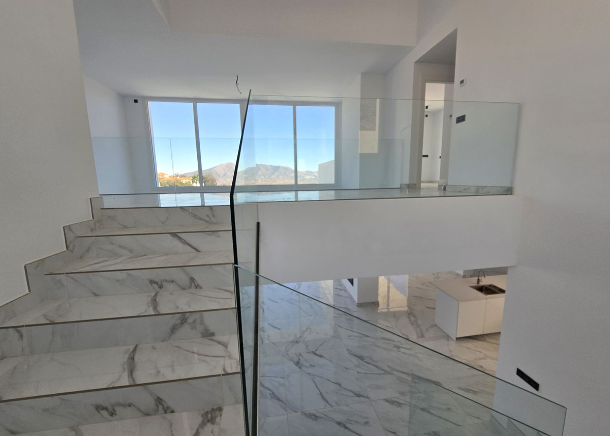 07ab75fa7d7c2ce498afe1c12ef4ca73 - 14