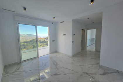 07ab75fa7d7c2ce498afe1c12ef4ca73 - 19