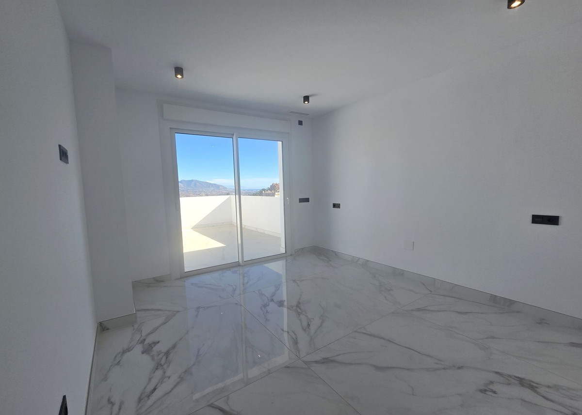 07ab75fa7d7c2ce498afe1c12ef4ca73 - 21