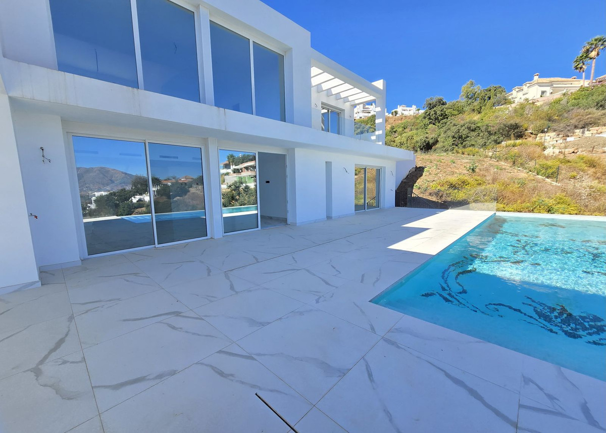 07ab75fa7d7c2ce498afe1c12ef4ca73 - 22