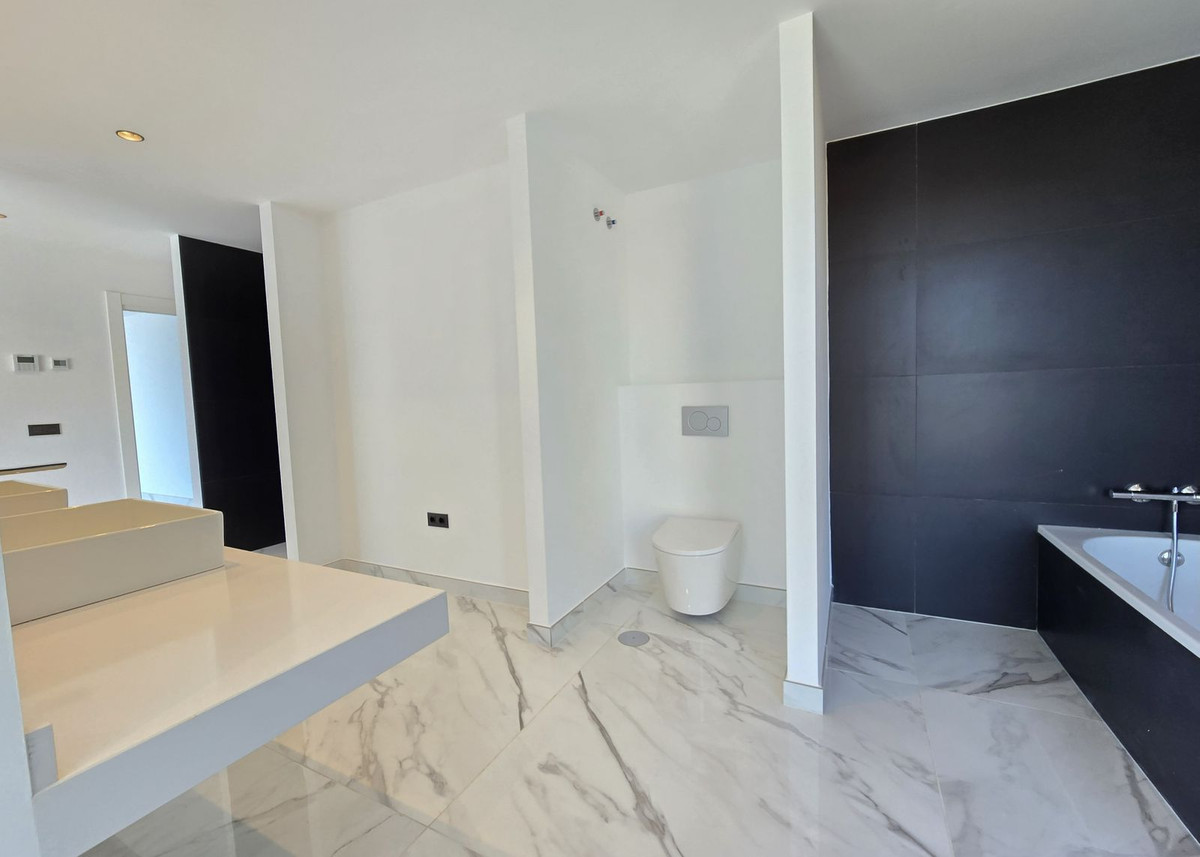 07ab75fa7d7c2ce498afe1c12ef4ca73 - 26