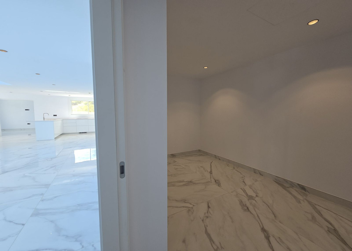 07ab75fa7d7c2ce498afe1c12ef4ca73 - 33