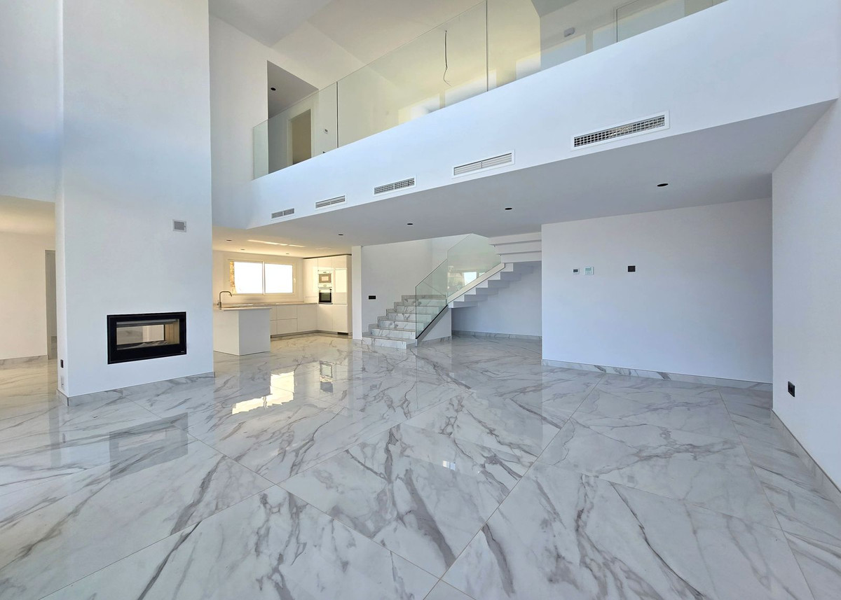 07ab75fa7d7c2ce498afe1c12ef4ca73 - 34