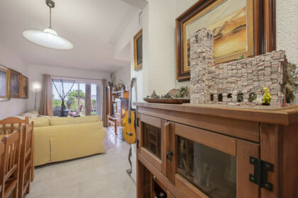 08025d56dddea7f82295028fa392dfd1 - 11