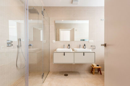 08b6d6ecea738fae3d2c541c98231b42 - 15