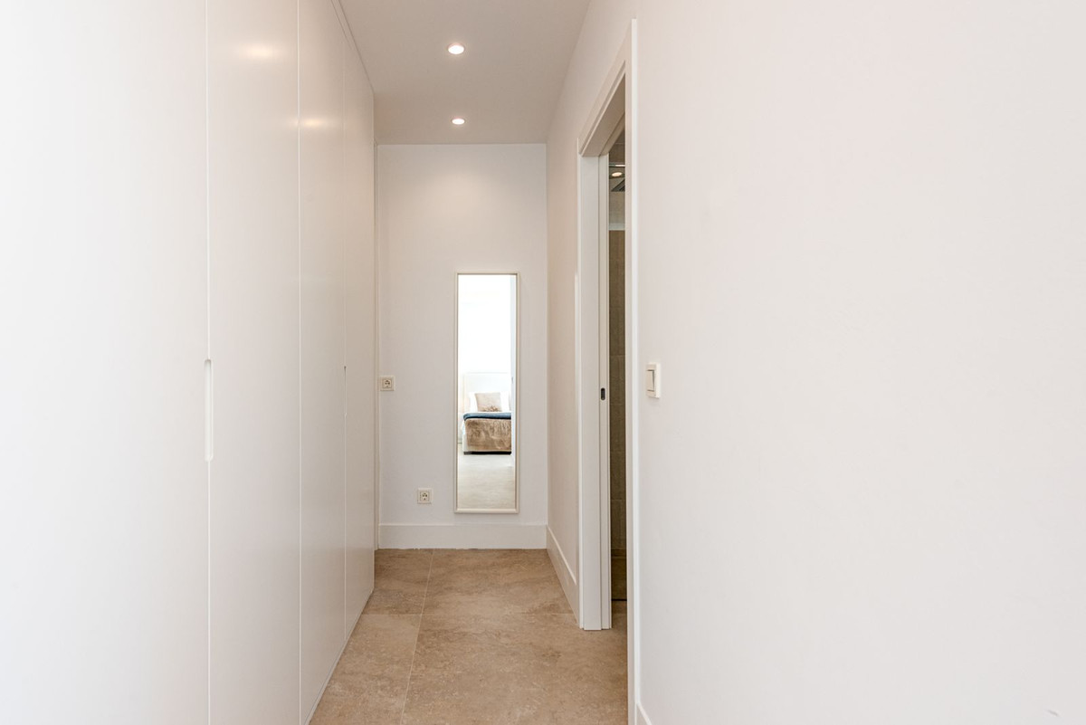 08b6d6ecea738fae3d2c541c98231b42 - 17