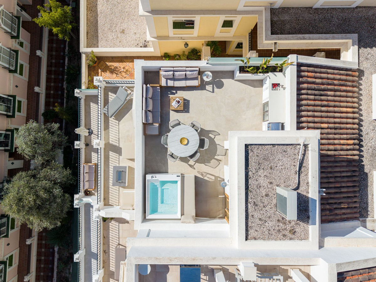 08b6d6ecea738fae3d2c541c98231b42 - 21