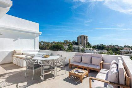 08b6d6ecea738fae3d2c541c98231b42 - 23