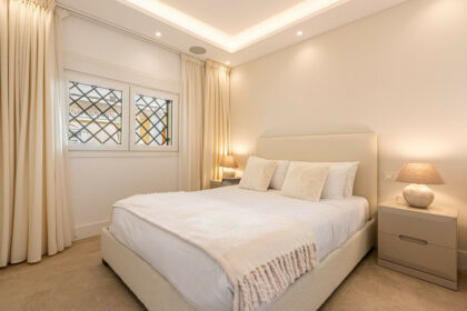 08b6d6ecea738fae3d2c541c98231b42 - 27