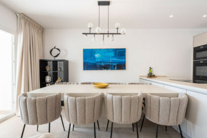 08b6d6ecea738fae3d2c541c98231b42 - 3