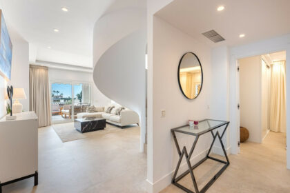 08b6d6ecea738fae3d2c541c98231b42 - 7