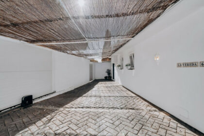 090586ac6a33167757fdd79080442d52 - 20