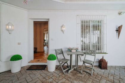 090586ac6a33167757fdd79080442d52 - 24