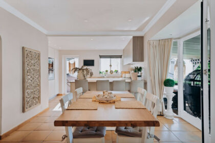 090586ac6a33167757fdd79080442d52 - 3