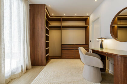 09885d04e0867bb6a94cc60f3de79a94 - 15