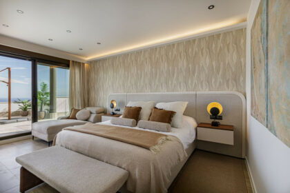 09885d04e0867bb6a94cc60f3de79a94 - 17