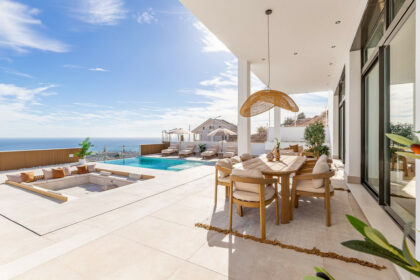 09885d04e0867bb6a94cc60f3de79a94 - 3