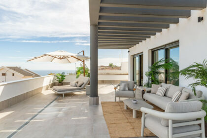 09885d04e0867bb6a94cc60f3de79a94 - 4