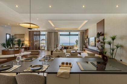 09885d04e0867bb6a94cc60f3de79a94 - 9