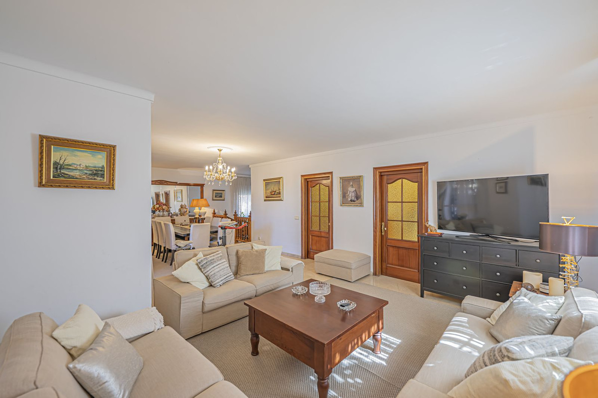 09df5b172166ca7c7fe6b6c2d98b14f1 - 14