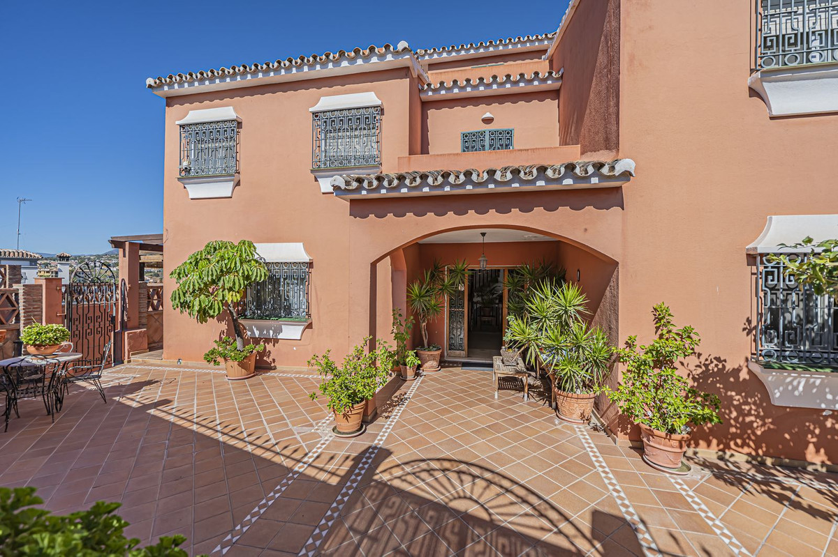 09df5b172166ca7c7fe6b6c2d98b14f1 - 17