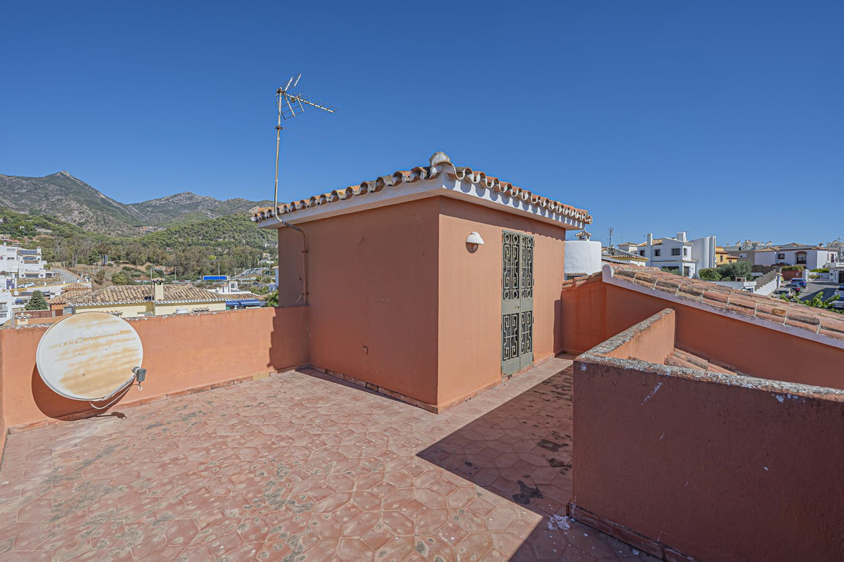 09df5b172166ca7c7fe6b6c2d98b14f1 - 36