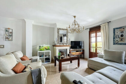 09e17c0bc705523e3f382f6d3b5d8538 - 2