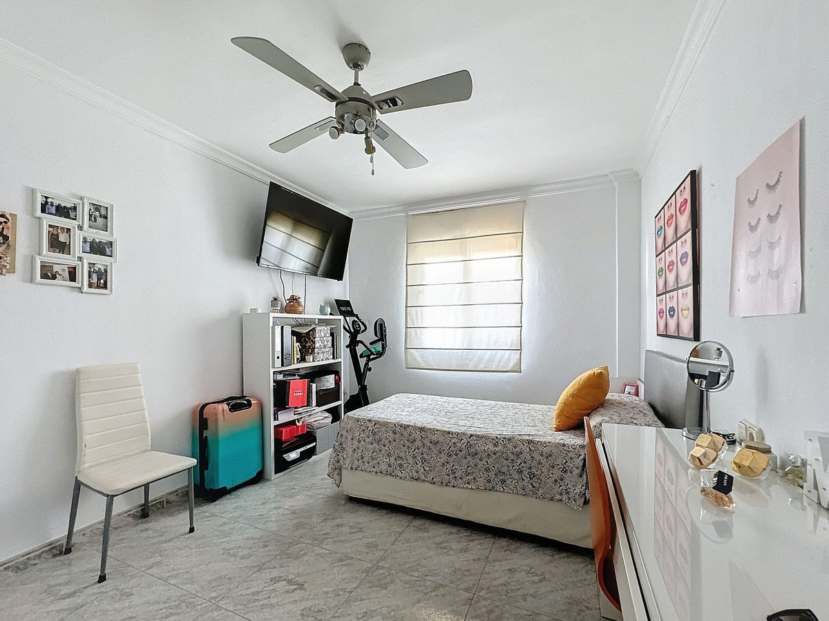 09e17c0bc705523e3f382f6d3b5d8538 - 26