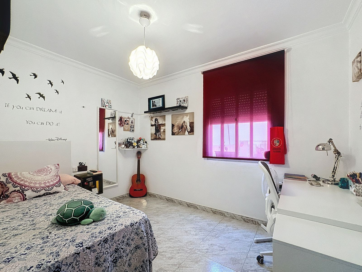 09e17c0bc705523e3f382f6d3b5d8538 - 27