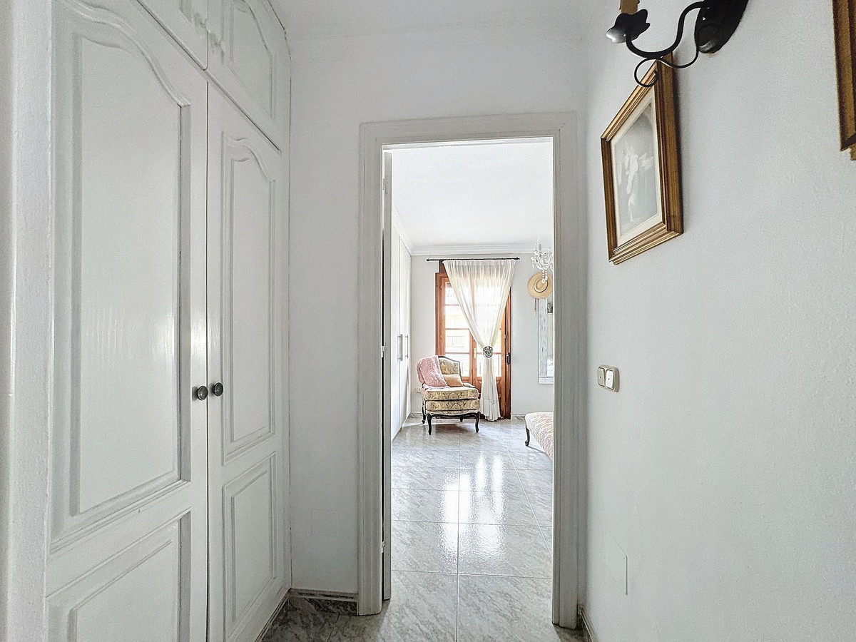 09e17c0bc705523e3f382f6d3b5d8538 - 29