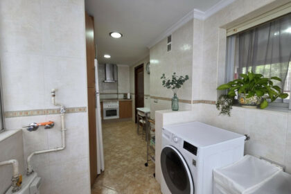 0a1806673a301572975190f86657a7e1 - 18