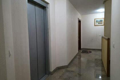 0a1806673a301572975190f86657a7e1 - 19