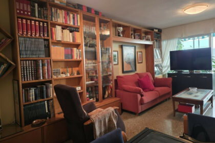 0a1806673a301572975190f86657a7e1 - 4