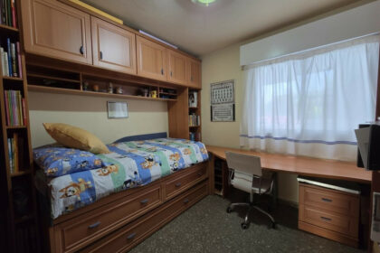 0a1806673a301572975190f86657a7e1 - 8