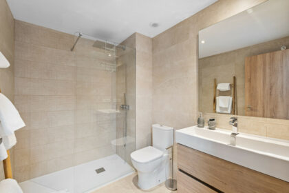 0a950d1edc7ee8cf98dc007a89bd45a2 - 5