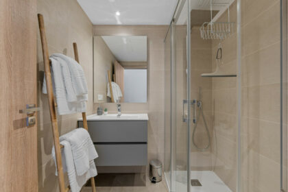 0a950d1edc7ee8cf98dc007a89bd45a2 - 7