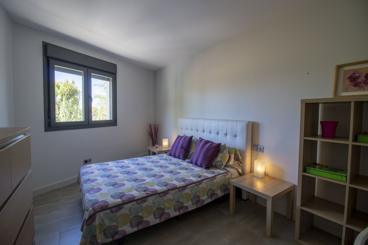 0acc24b99e221940feb71c90d9bad563 - 14