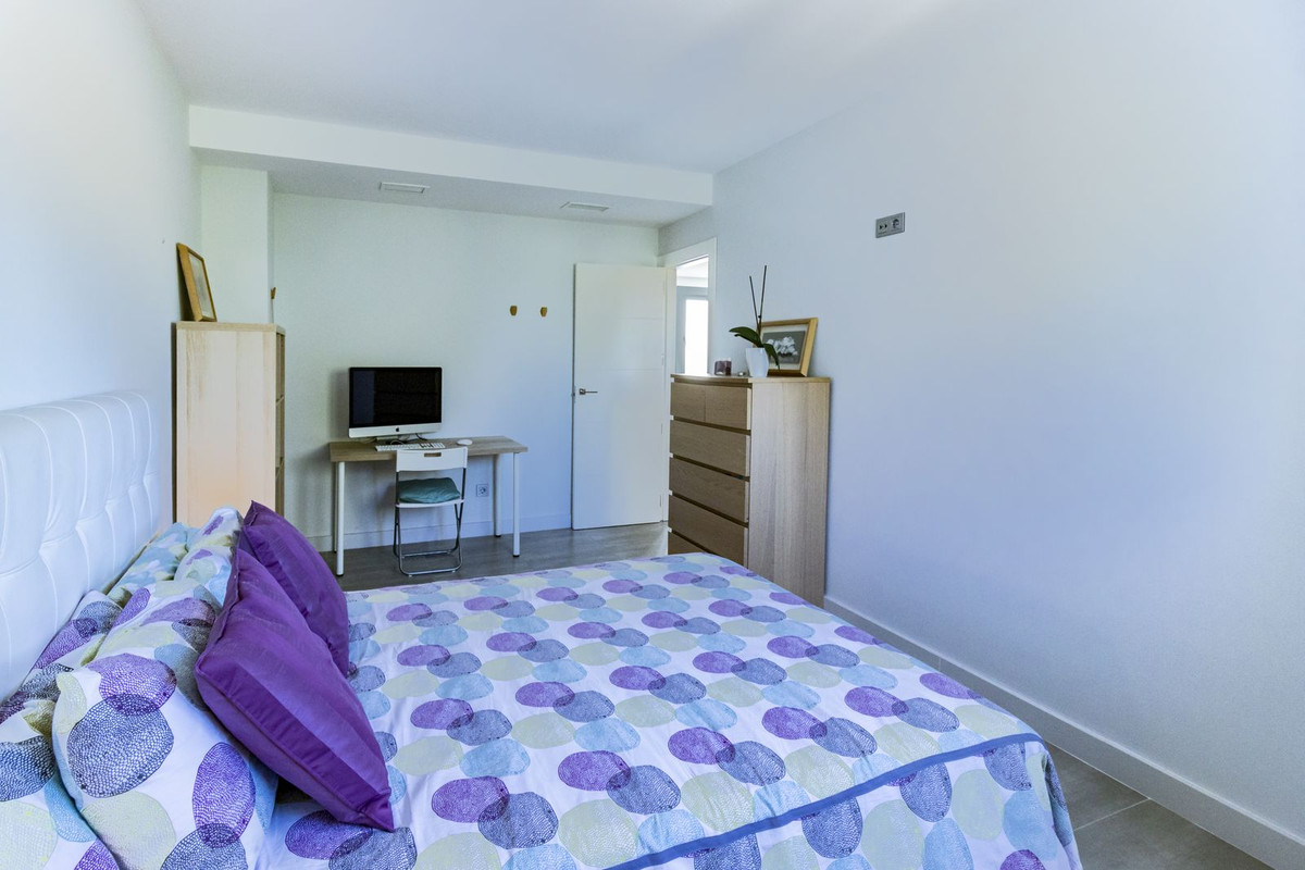 0acc24b99e221940feb71c90d9bad563 - 15