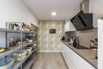 0acc24b99e221940feb71c90d9bad563 - 19