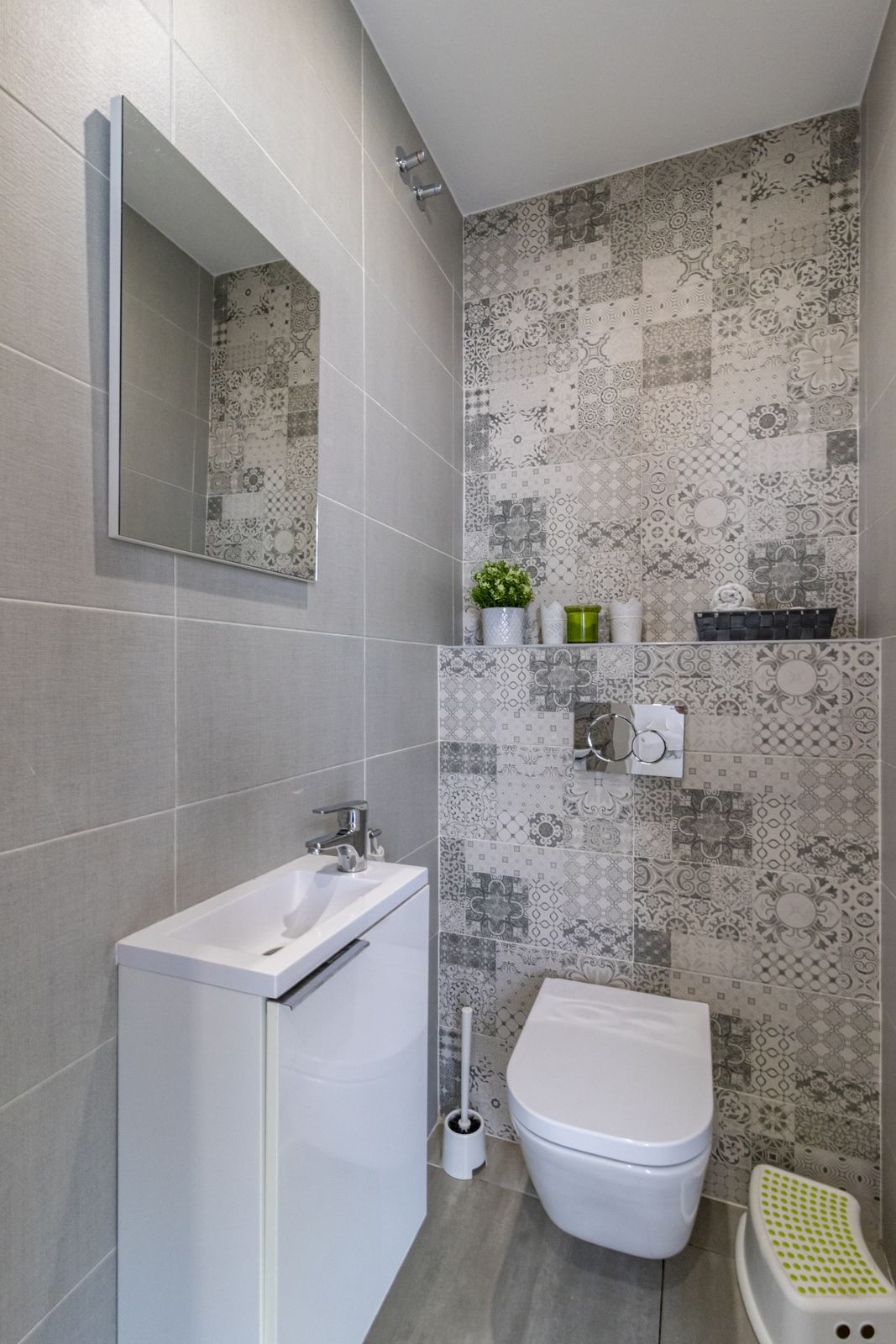 0acc24b99e221940feb71c90d9bad563 - 25