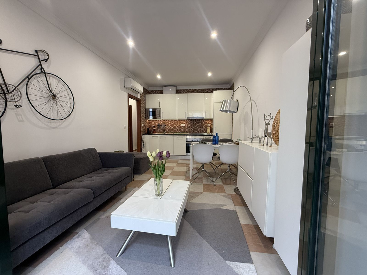 0bc94e63a945feec40e71ae2b2b79d72 - 4