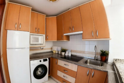 0bcf60345eb2beaea164fe855a5bcaf8 - 13