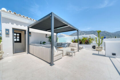 0c0bfcaa59ca870bb43b3ee7e6539d90 - 13