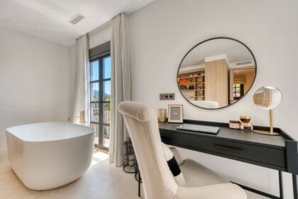 0c0bfcaa59ca870bb43b3ee7e6539d90 - 31