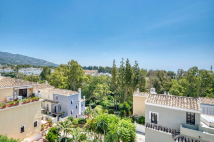 0c0bfcaa59ca870bb43b3ee7e6539d90 - 51