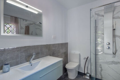 0ca8e080ae386654048436a1b0dea1c1 - 13