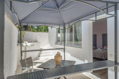 0ca8e080ae386654048436a1b0dea1c1 - 31